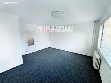 Pronájem bytu 4+1 85 m² Bzenecká, Brno - Židenice