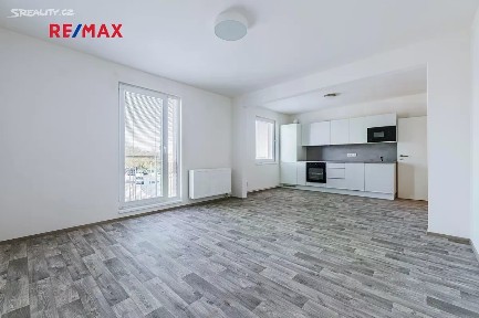 Pronájem bytu 1+kk 37 m² Vestecká, Nehvizdy