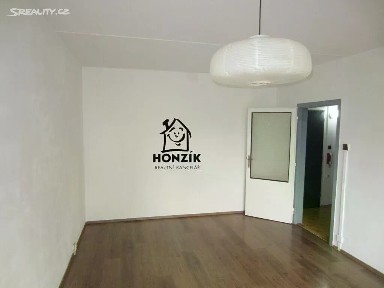 Pronájem bytu 1+kk 29 m² Matúškova, Praha - Háje