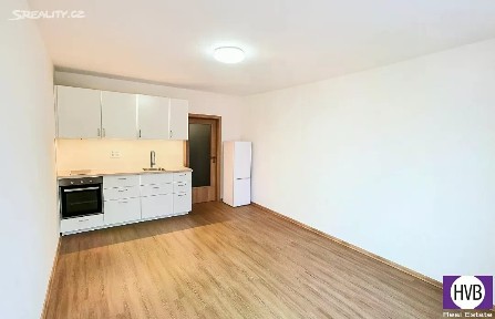 Pronájem bytu 1+kk 30 m² Holandská, Praha - Vršovice