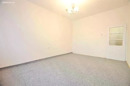 Pronájem bytu 2+1 45 m² U čtyř domů, Praha - Nusle