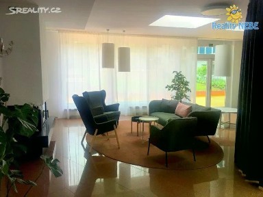 Pronájem bytu 1+kk 18 m² Peroutkova, Praha - Jinonice