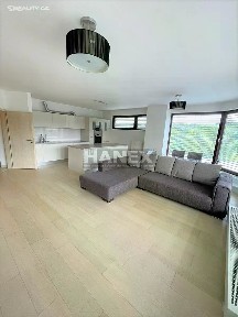 Pronájem bytu 3+kk 140 m² Nademlejnská, Praha - Hloubětín