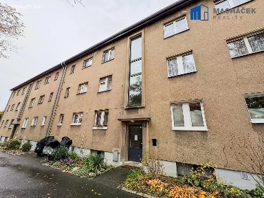 Prodej bytu 3+1 80 m² Dr. Foustky, Kladno - Kročehlavy