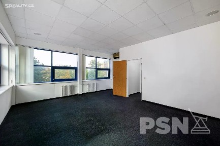 Pronájem kanceláře 45 m² Hartigova, Praha - Žižkov