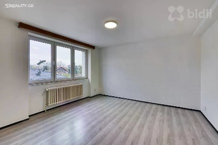 Pronájem bytu 3+kk 72 m² V Podhájí, Plzeň - Radobyčice
