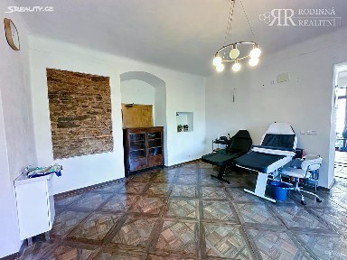 Pronájem obchodního prostoru 80 m² Ptačí ryneček, Kouřim