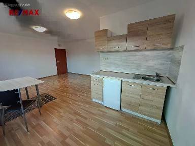 Pronájem bytu 1+kk 32 m² Kamnářská, České Budějovice - České Budějovice 7