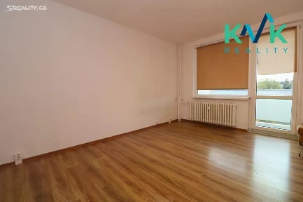Pronájem bytu 3+1 62 m² Školní, Horní Slavkov