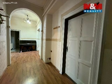 Český Těšín, Karviná, Nádražní