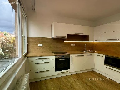 Pronájem bytu 3+1 76 m² Vodňanská, Liberec - Liberec XIV-Ruprechtice