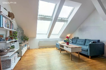 Pronájem bytu 2+kk 50 m² Kamenická, Praha - Holešovice