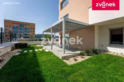 Prodej bytu 3+kk 160 m² Nad Stráněmi, Zlín