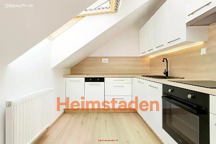 Ostrava, Ostrava-město, Poruba, Komenského, 16