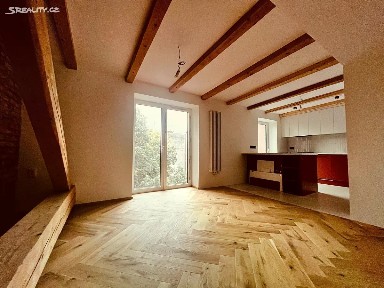 Pronájem bytu 2+kk 77 m² Zborovská, Ostrava - Moravská Ostrava