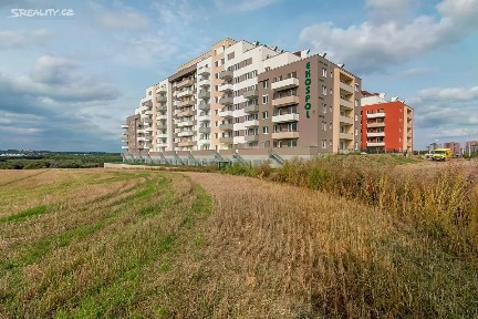 Pronájem bytu 1+kk 39 m² Miloše Havla, Praha - Hlubočepy