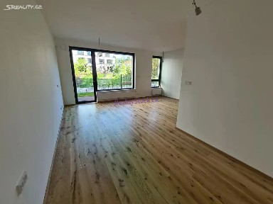 Pronájem kanceláře 50 m² Mužíkova, Praha - Nusle