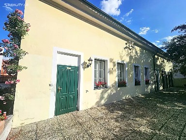 Pronájem kanceláře 104 m² Vinopalnická, Praha - Libeň