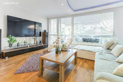 Pronájem bytu 3+kk 83 m² Vřesová, Praha - Troja