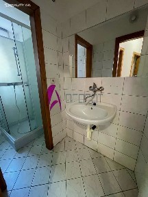 Pronájem bytu 3+1 66 m² Ostružnická, Olomouc