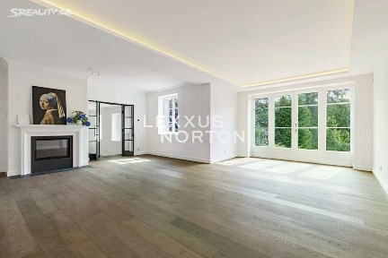 Praha, Praha 6, Dejvice, V Šáreckém údolí