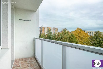 Prodej bytu 4+kk 80 m² Urbánkova, Praha - Modřany