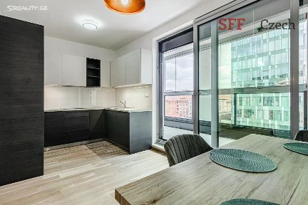 Prodej bytu 2+kk 74 m² Českomoravská, Praha - Vysočany