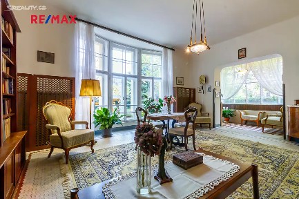 Prodej bytu 4+1 217 m² Nad štolou, Praha - Holešovice