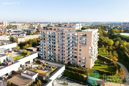 Prodej bytu 2+kk 60 m² Zvěřinova, Praha - Strašnice