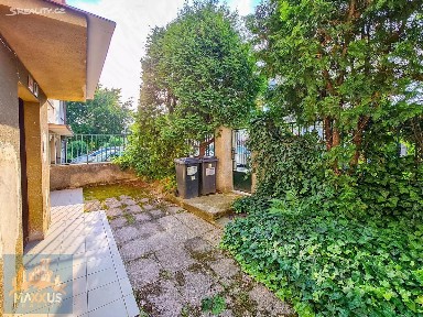 Pronájem bytu 2+kk 50 m² Kaplická, Praha - Podolí