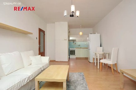 Pronájem bytu 2+kk 42 m² Jasná I, Praha - Braník
