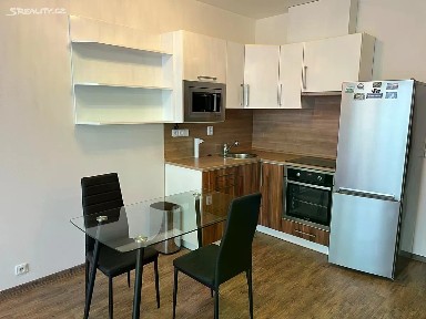 Pronájem bytu 1+kk 40 m² Vrchlického, Jihlava