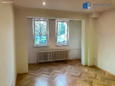 Pronájem bytu 1+1 36 m² Bydžovského, Duchcov