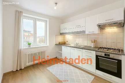 Pronájem bytu 2+1 70 m² Hlavní třída, Ostrava - Poruba