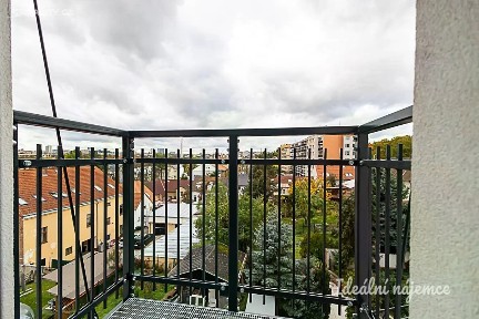 Pronájem bytu 1+kk 29 m² Za návsí, Praha - Záběhlice