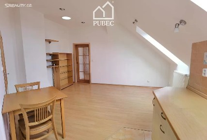 Pronájem bytu 2+kk 52 m² Dílenská, Plzeň - Doubravka