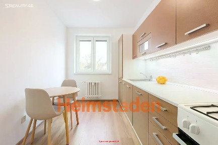 Pronájem bytu 2+1 55 m² Čs. exilu, Ostrava - Poruba