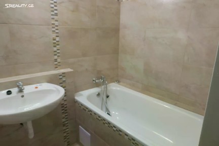 Pronájem bytu 2+1 54 m² 28. října, Dobříš