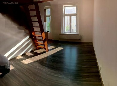 Pronájem bytu 1+kk 25 m² Freyova, Praha - Vysočany
