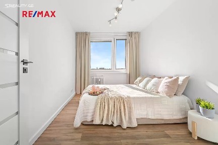Pronájem bytu 2+kk 41 m² Na sádce, Praha - Chodov