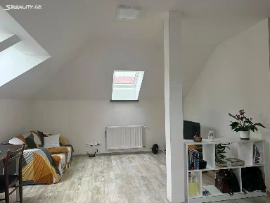Pronájem bytu 2+1 61 m² Václavská, Zlín - Kudlov