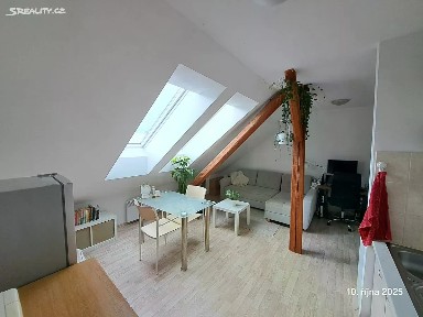 Pronájem bytu 2+kk 45 m² Zeyerova, Olomouc - Hodolany