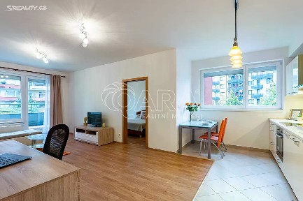 Prodej bytu 2+kk 61 m² Miroslava Hajna, Praha - Letňany