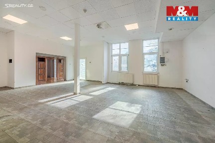 Pronájem obchodního prostoru 150 m² Praha - Troja