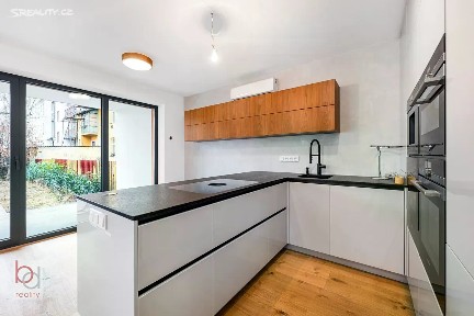 Pronájem bytu 3+kk 72 m² Rudolfovská tř., České Budějovice