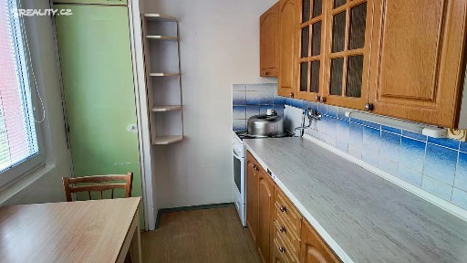 Pronájem bytu 1+1 32 m² Štefánikova, Hradec Králové