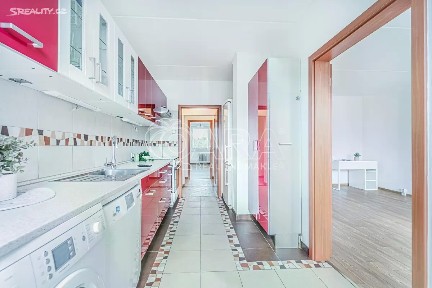 Prodej bytu 3+1 72 m² Bachova, Praha - Chodov