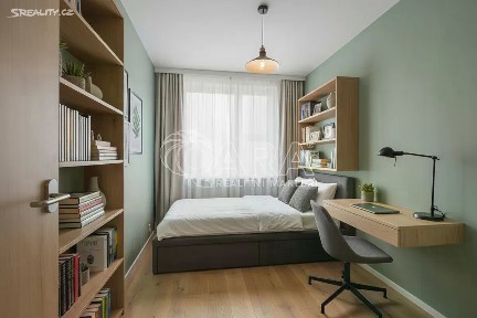 Prodej bytu 3+1 60 m² Českolipská, Praha - Střížkov