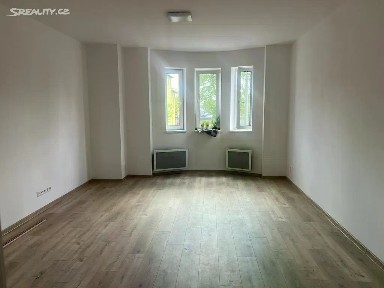 Prodej bytu 3+1 75 m² Žofie Podlipské, Ostrava - Přívoz