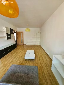 Pronájem bytu 3+1 75 m² Rostovská, Praha - Vršovice